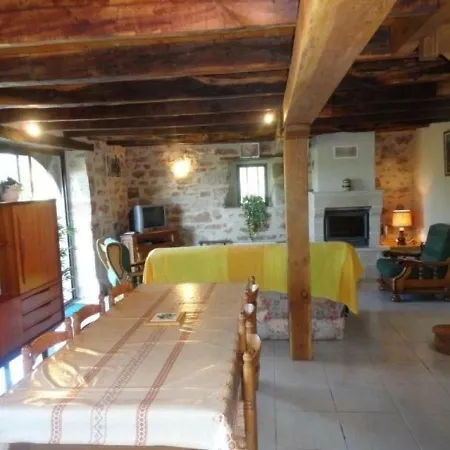 بيت للعطل House Bouyssou